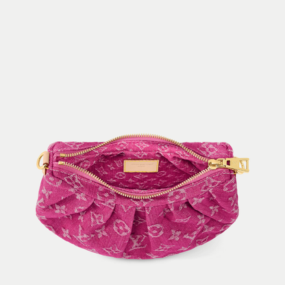 LV Pochette Valley