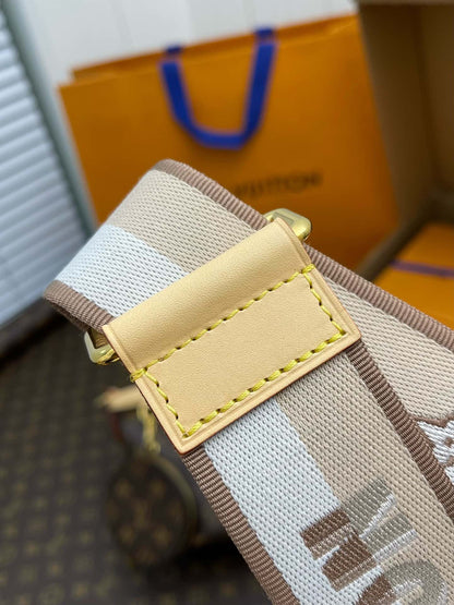 LV Neverfull MM Monogram Canvas Tote Shoulder Bag with Leather Trim and Pouch