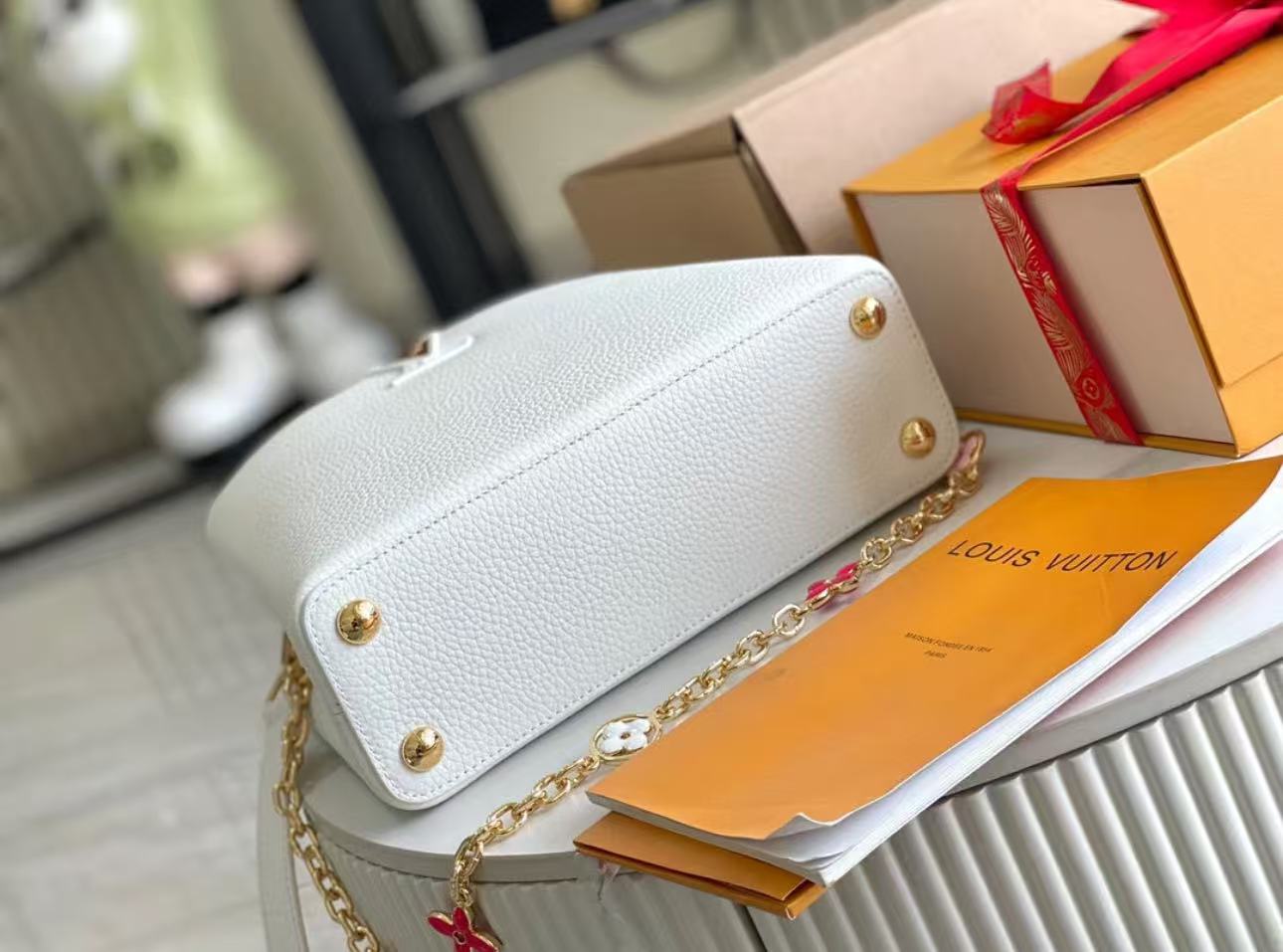 LV Capucines MM Taurillon Leather Handle Shoulder Bag with White Flower Strap (31.5 x 20 x 11) cm