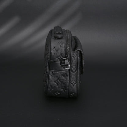 Louis Vuitton Capucines BB Top Handle Bag – Black Taurillon Leather