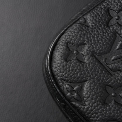 Louis Vuitton Capucines BB Top Handle Bag – Black Taurillon Leather