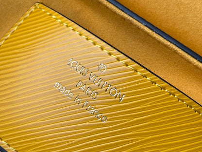 Louis Vuitton TWIST MM
