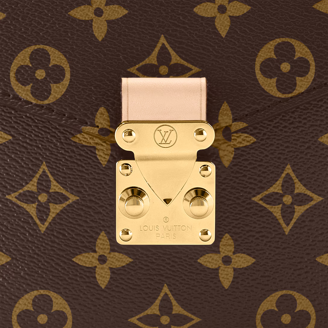 LV Pochette Métis Bag
