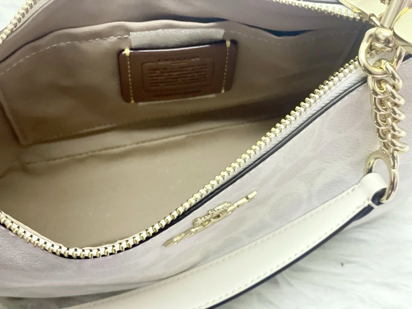 COACH Women’s Teri Shoulder Bag Signature Canvas
